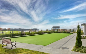 Summerset by the Sea, Katikati