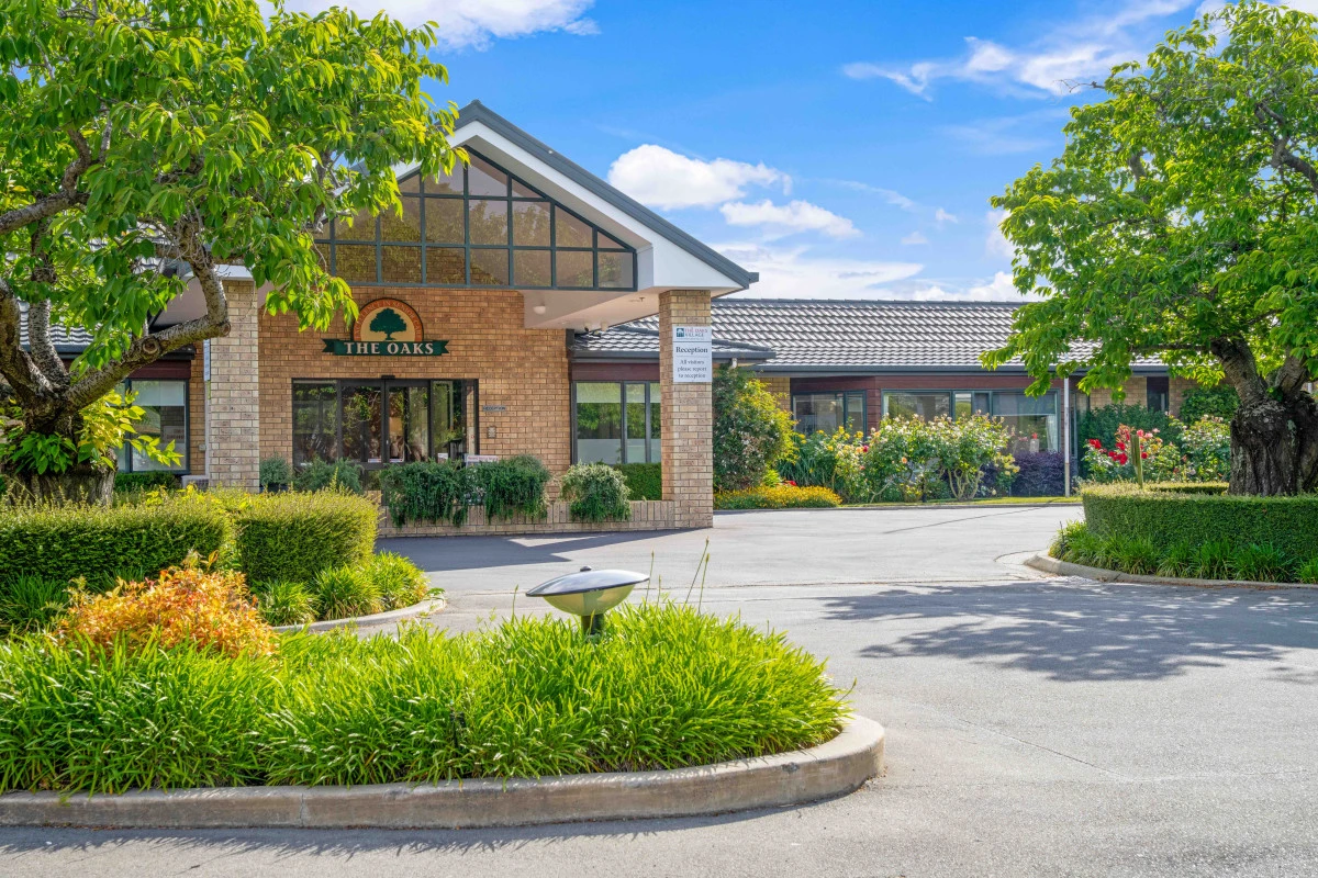 the-oaks-care-suites-6232