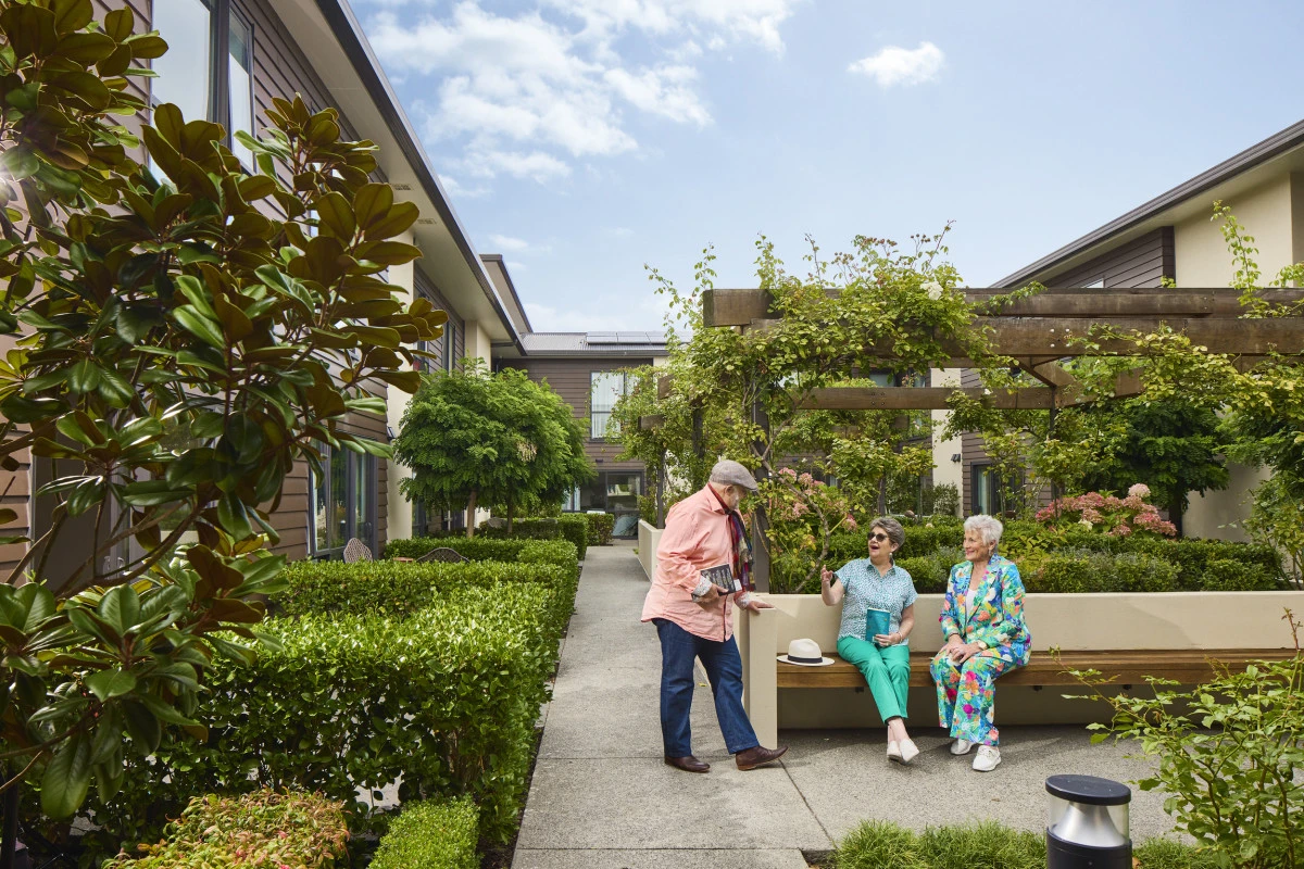 the-village-palms-10252