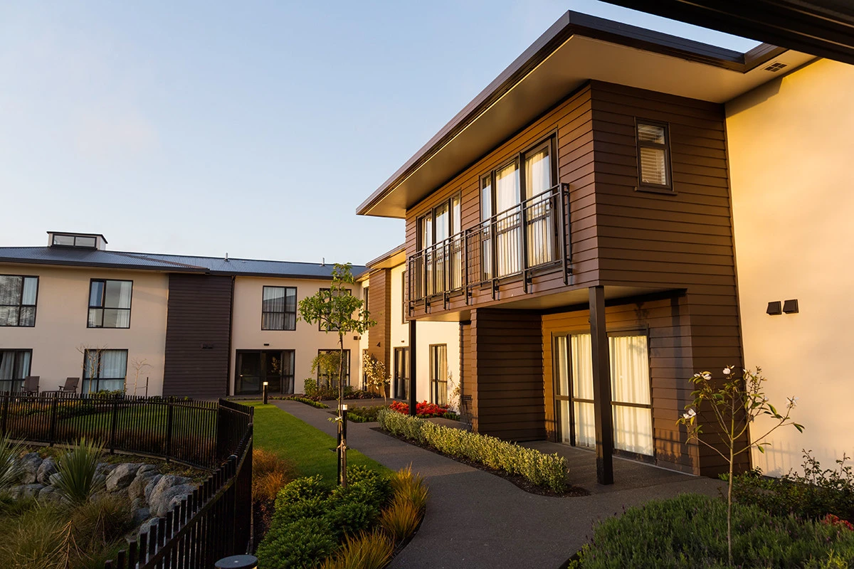 the-village-palms-7616