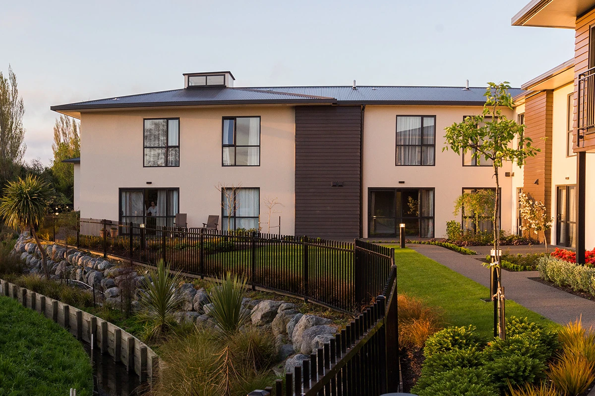 the-village-palms-7618