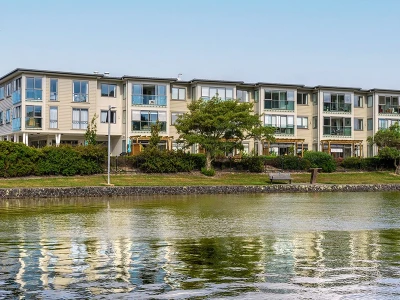 Whitby Lakes Retirement Village