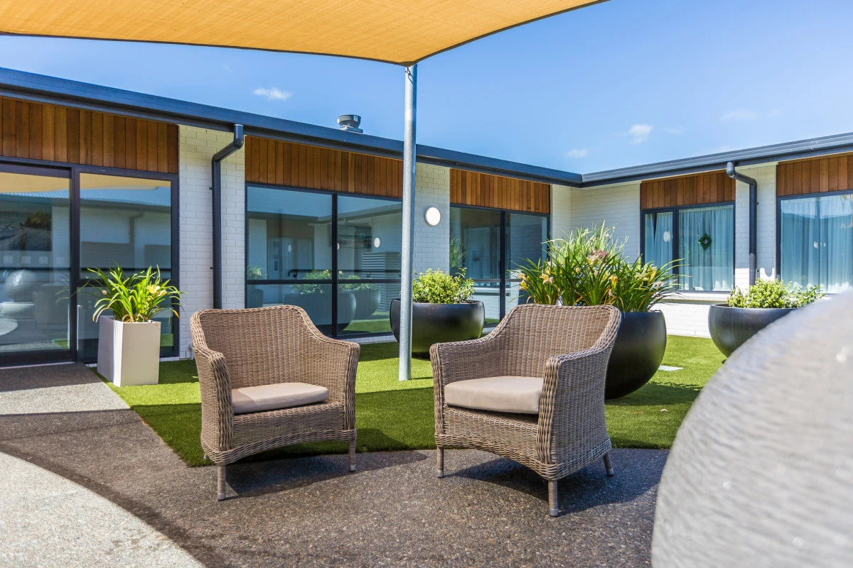 willowbank-care-home-5077