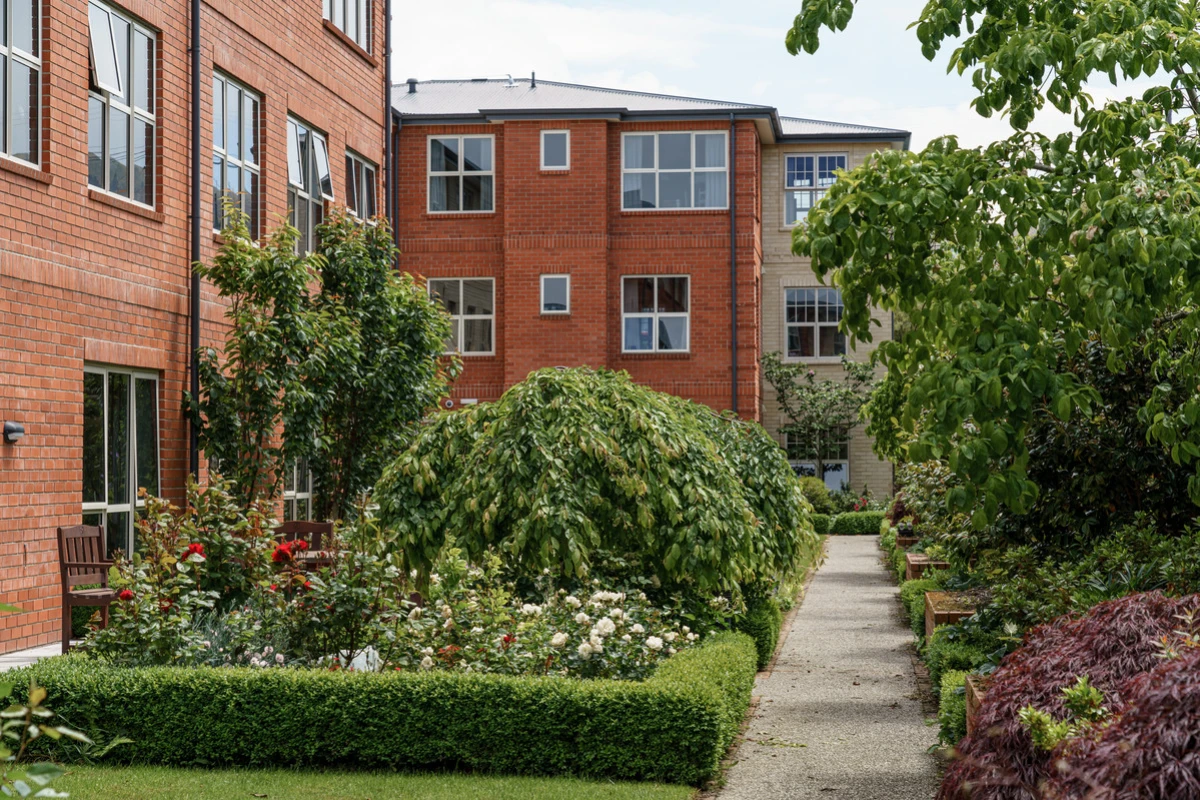 yvette-williams-retirement-village-care-home-5036