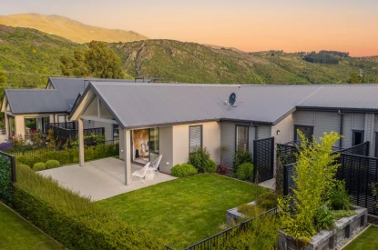 arrowtown-lifestyle-village-arrowtown-lifestyle-without-the-pricetag-49281