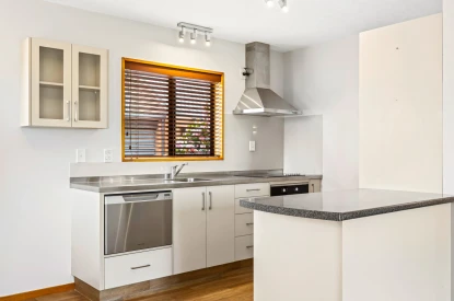 bainswood-house-a-one-bedroom-villa-close-to-everything-54263