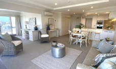 bayswater-village-metlifecare-bright-apartment-with-spectacular-views-44251