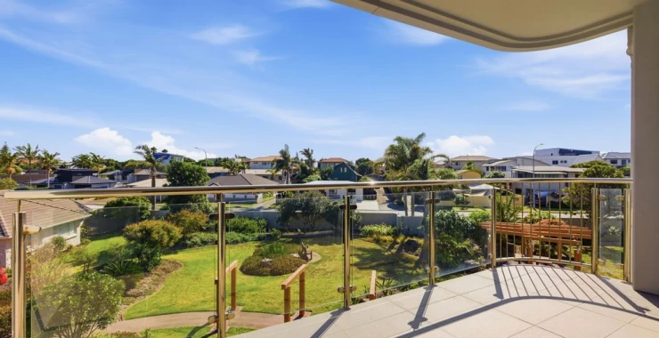 bayswater-village-metlifecare-stunning-apartment-with-balcony-views-48013