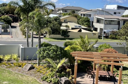 bayswater-village-metlifecare-stunning-apartment-with-views-balcony-40564