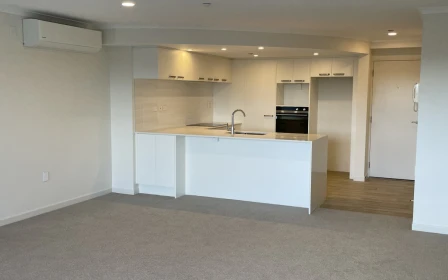 bayswater-village-metlifecare-stunning-apartment-with-views-balcony-40567