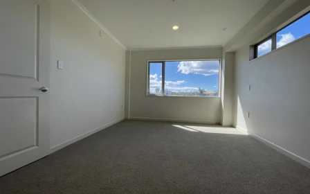 bayswater-village-metlifecare-stunning-apartment-with-views-balcony-40572