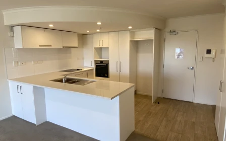 bayswater-village-metlifecare-top-floor-apartment-with-mount-views-45049