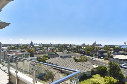 bayswater-village-metlifecare-top-floor-apartment-with-mount-views-47747