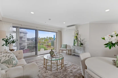 bayswater-village-metlifecare-top-floor-apartment-with-views-copy-47738