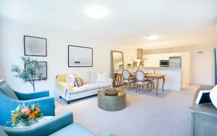 bert-sutcliffe-retirement-village-bowling-green-action-47391