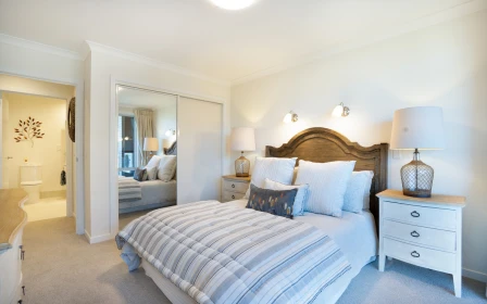 bert-sutcliffe-retirement-village-bowling-green-action-47393