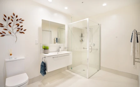 bert-sutcliffe-retirement-village-bowling-green-action-47394