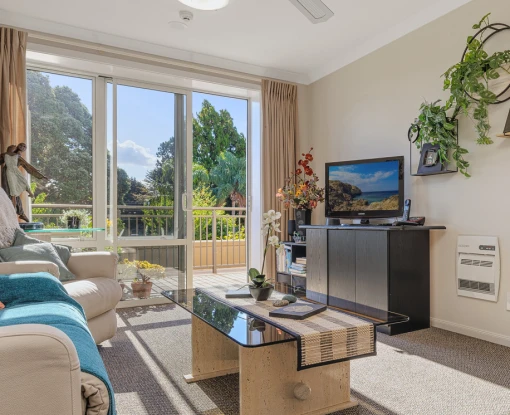 bob-owens-retirement-village-fantastic-views-46544
