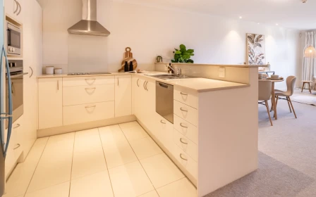 bob-scott-retirement-village-ease-sunshine-39111