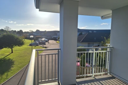 coastal-villas-metlifecare-sunny-and-secure-apartment-living-50328