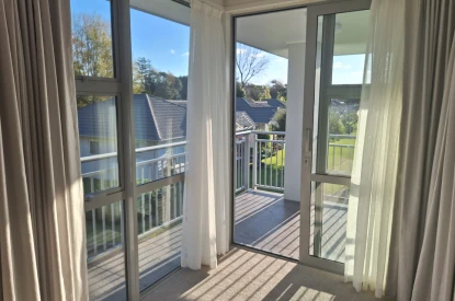 coastal-villas-metlifecare-sunny-and-secure-apartment-living-50329