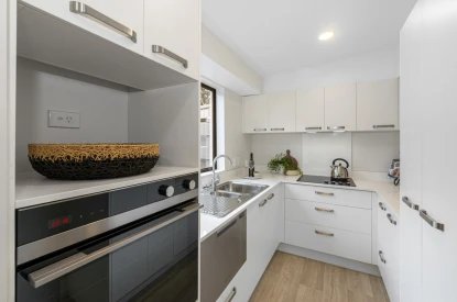 crestwood-village-metlifecare-beautiful-spacious-52744