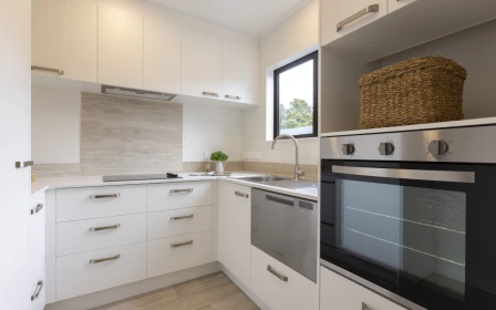 crestwood-village-metlifecare-light-bright-46254