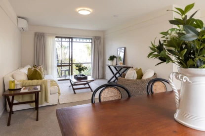 crestwood-village-metlifecare-spacious-refurbished-46256