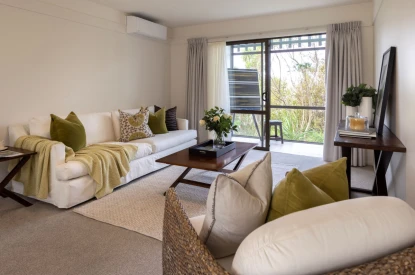 crestwood-village-metlifecare-spacious-refurbished-46257