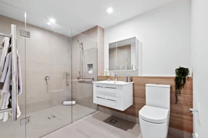 edgewater-village-metlifecare-apartment-bathed-in-afternoon-sun-45970