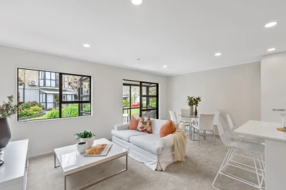 edgewater-village-metlifecare-ground-floor-living-in-a-garden-setting-50660