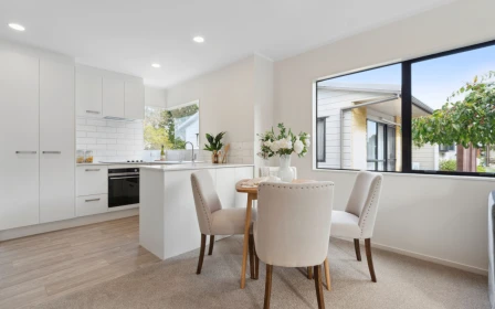 edgewater-village-metlifecare-sunny-north-facing-corner-brick-villa-51846