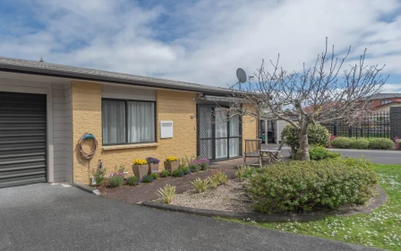 edgewater-village-metlifecare-sunny-north-facing-corner-villa-54911