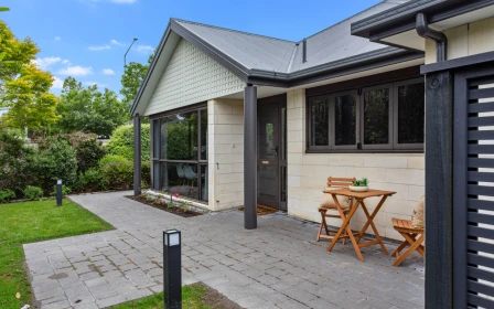 elmswood-village-2-bed-villa-in-private-garden-oasis-50750
