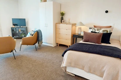 essie-summers-retirement-village-close-to-everything-44177