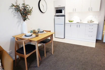 essie-summers-retirement-village-easy-living-43233