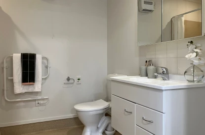 essie-summers-retirement-village-easy-living-43235