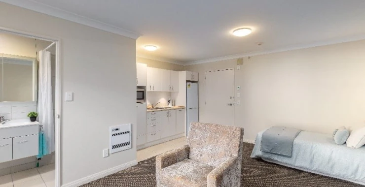 essie-summers-retirement-village-lovely-courtyard-outlook-47268