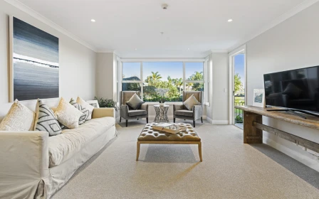 evelyn-page-retirement-village-indoor-outdoor-flow-44410