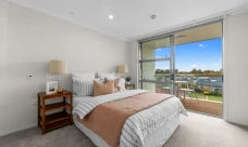 forest-lake-gardens-metlifecare-top-floor-apartment-with-park-views-51198