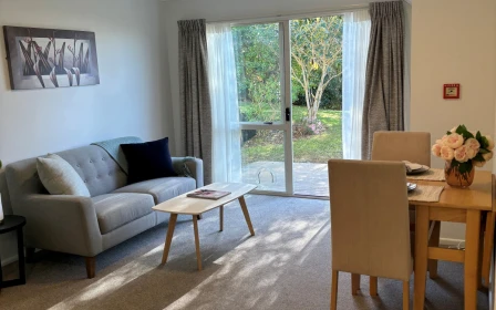 greenview-park-retirement-village-one-bedroom-sunny-corner-apartment-51452