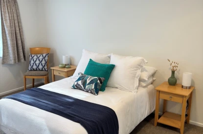 greenview-park-retirement-village-one-bedroom-sunny-corner-apartment-51453