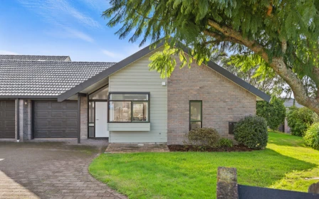 greenwood-park-metlifecare-2-bedroom-villa-with-bush-views-53407