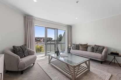 greenwood-park-metlifecare-3-bedroom-study-apartment-with-views-copy-47170