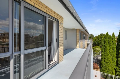 greenwood-park-metlifecare-3-bedroom-study-apartment-with-views-copy-47181