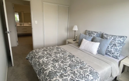 greenwood-park-metlifecare-3-bedroom-study-apartment-with-views-copy-copy-43273