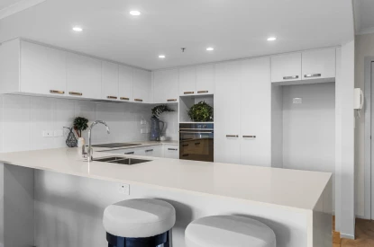 greenwood-park-metlifecare-modern-3-bedroom-apartments-50991