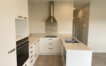 greenwood-park-metlifecare-top-floor-apartment-with-views-46614