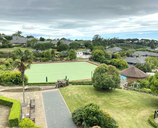 greenwood-park-metlifecare-top-floor-apartment-with-views-46622