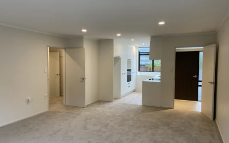 greenwood-park-metlifecare-villa-with-a-private-outdoor-patio-46884